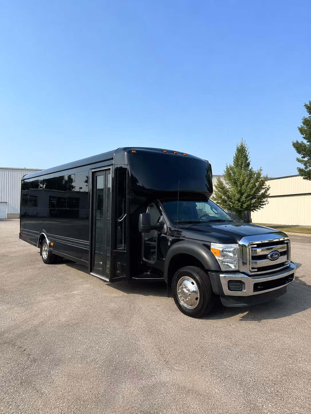 Baton Rouge Birthday, Sweet 16, & Quinceañera Party Bus Rentals